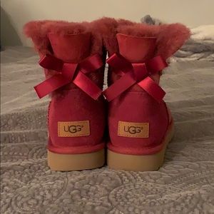 Ugg’s With Bow size 8